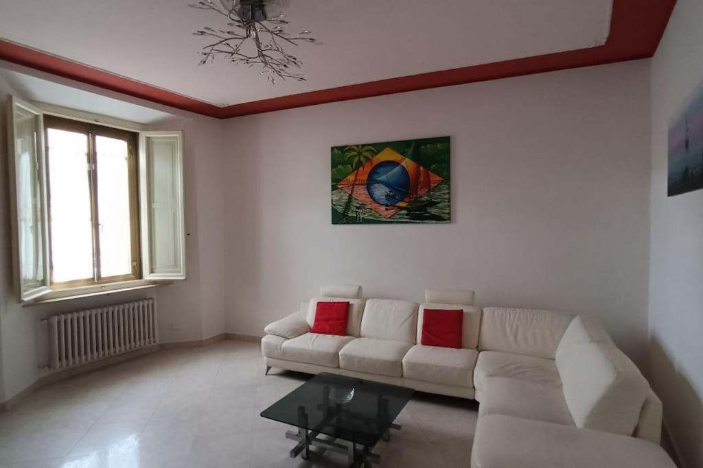 Casa Giafer Apt Luminoso Spazioso Ben Localizzato Florenz Exterior foto